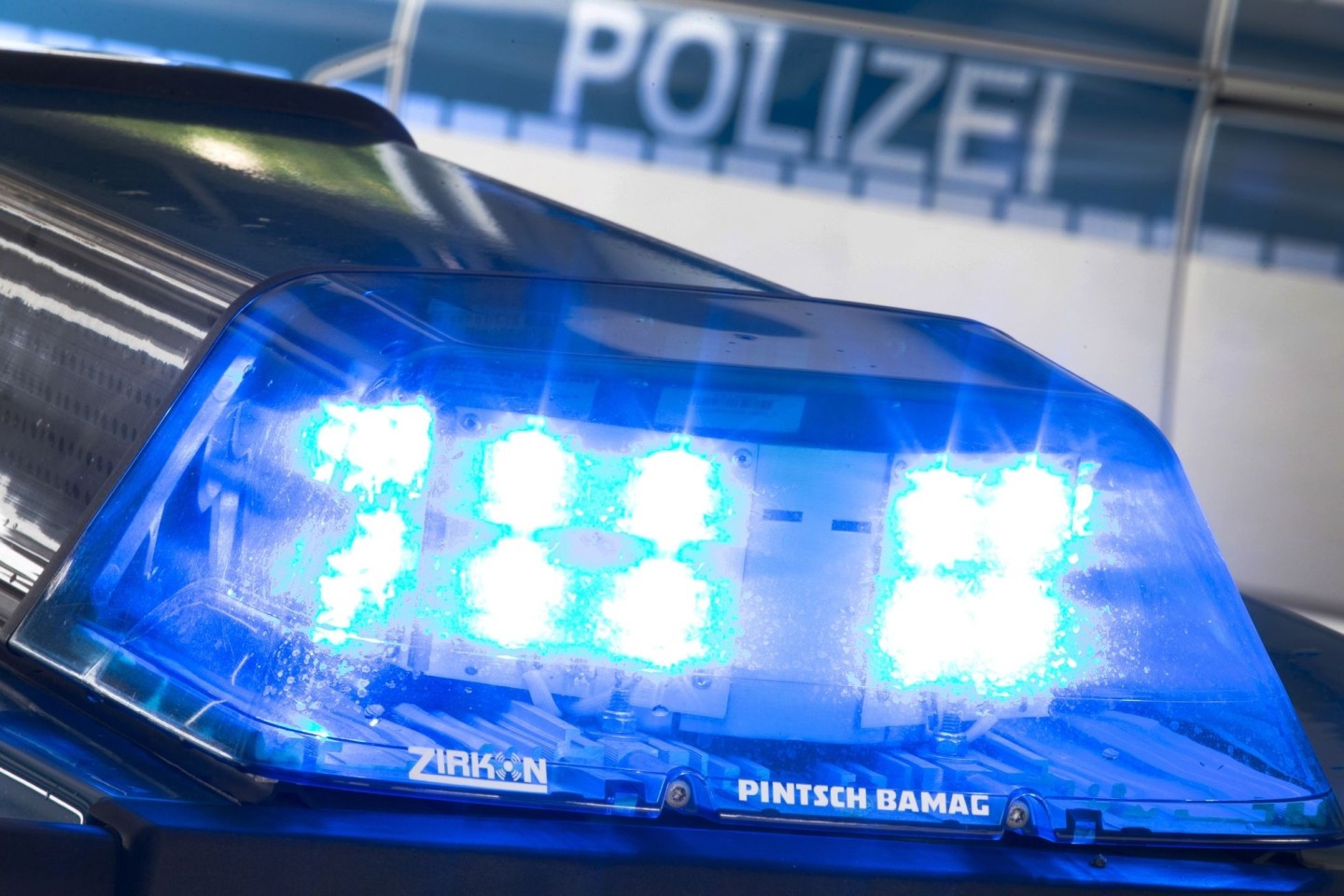 In Salzgitter ist eine 23-jährige Frau tot aufgefunden worden - die Polizei ermittelt.