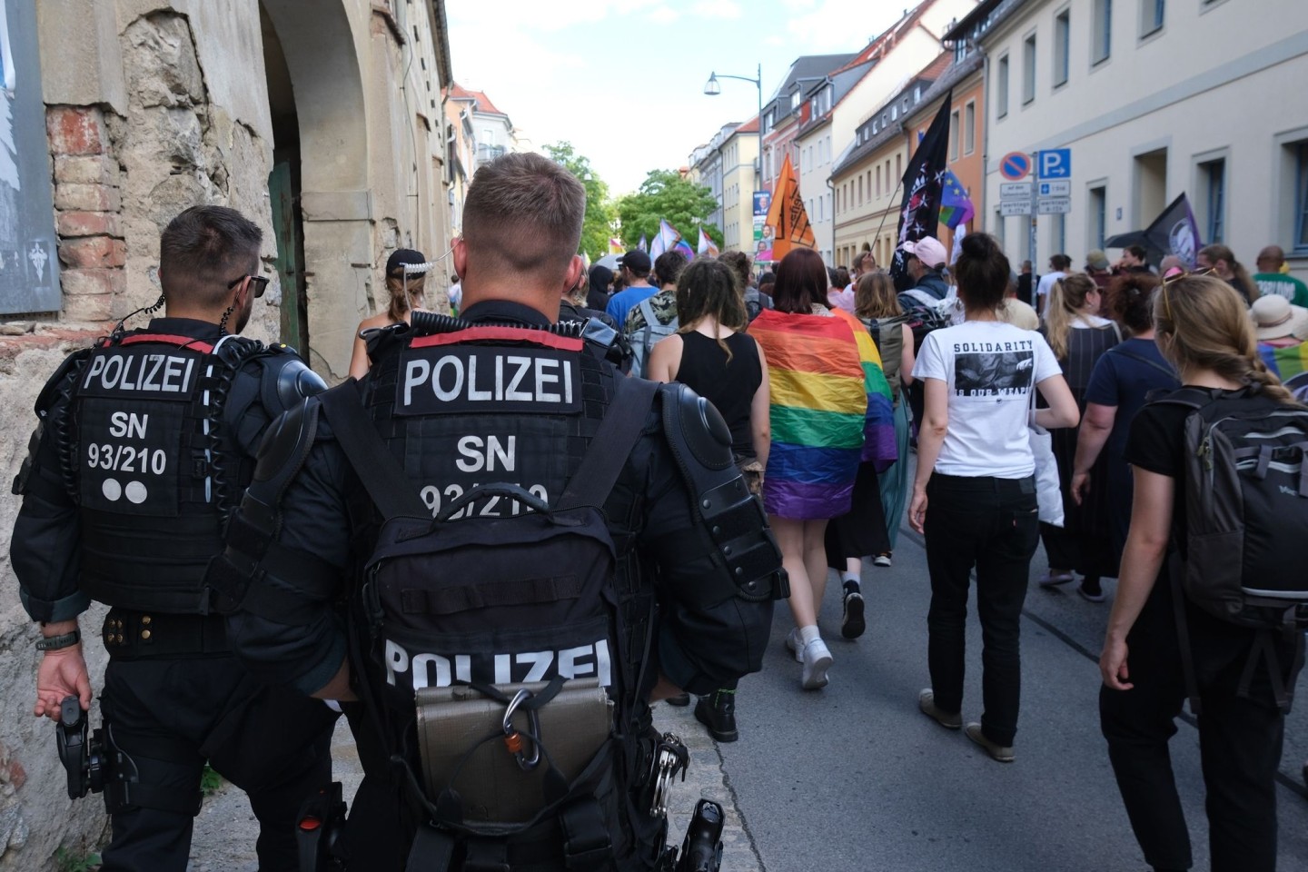 Die Gewerkschaft der Polizei fordert nach rechten Protesten gegen den CSD in Bautzen Konsequenzen. (Archivbild)