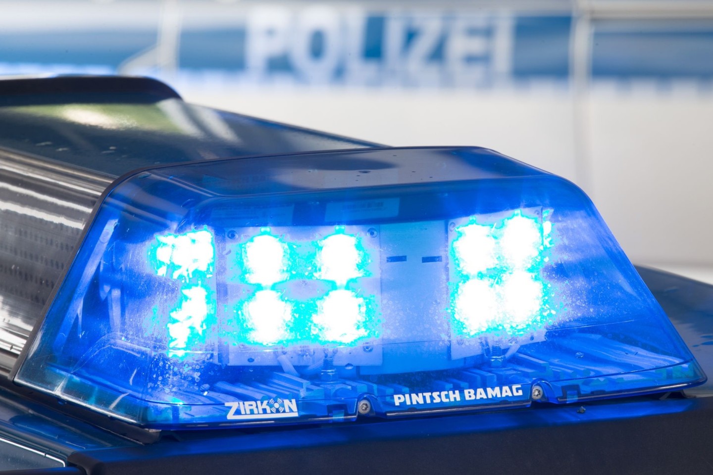 Die Polizei geht nach ersten Erkenntnissen von einem Verbrechen aus (Symbolbild).